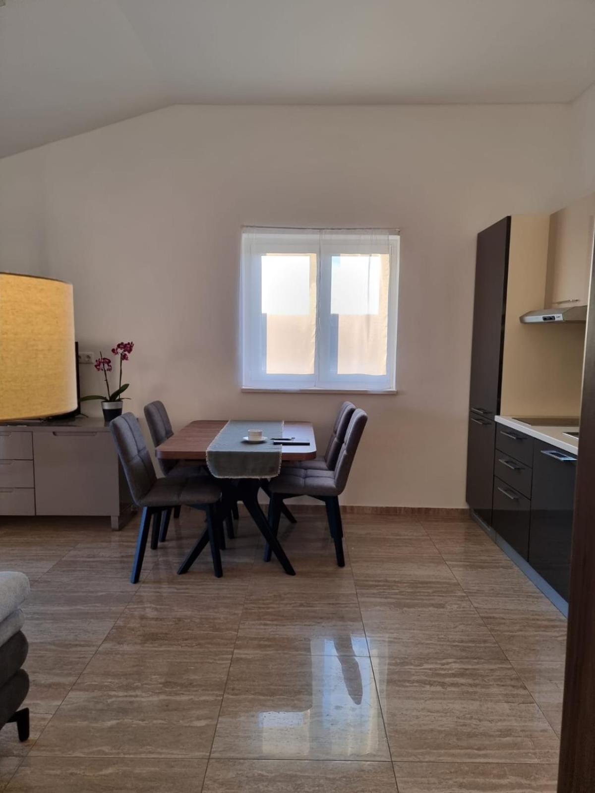Bonbon 3 Apartment