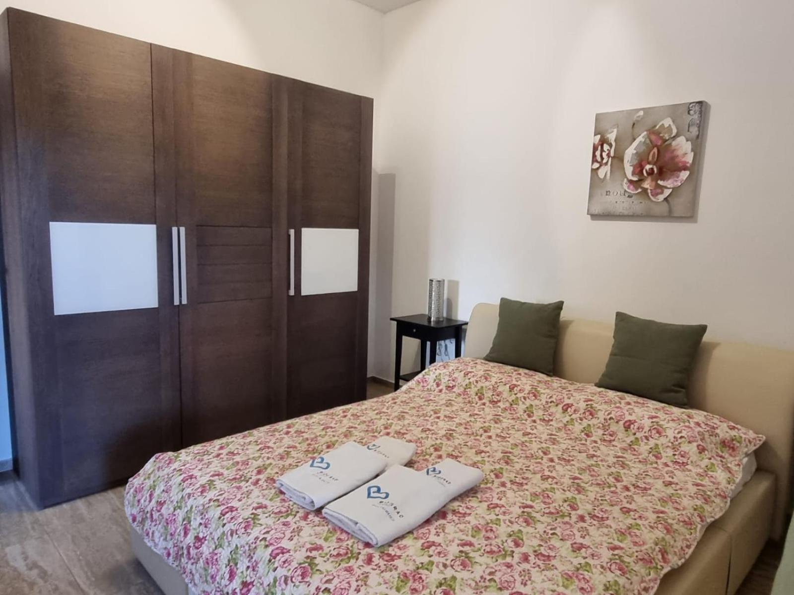 Bonbon 3 Apartment *