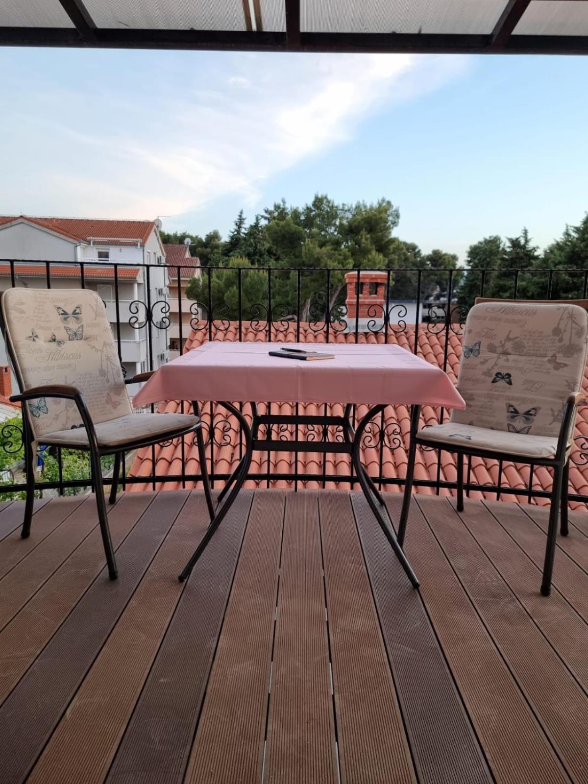 Bonbon 3 Biograd Na Moru