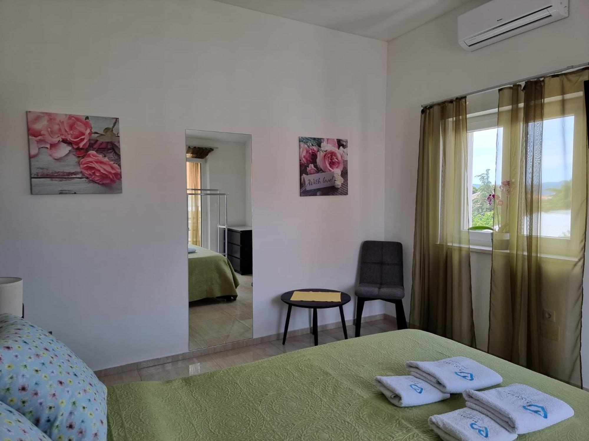 Apartment Bonbon 3 *